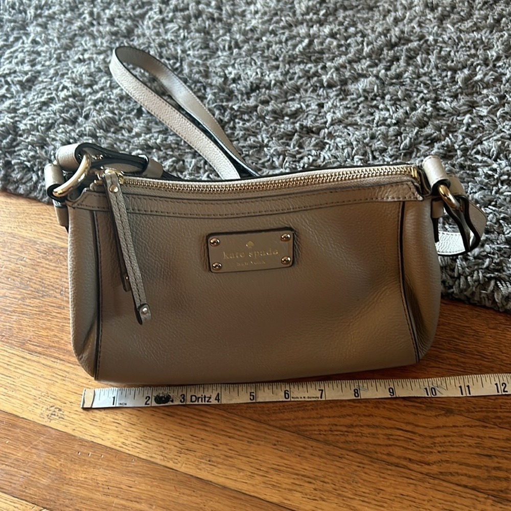 Kate Spade Berkshire Road Gabriella Crossbody Bag Tan - Picture 10 of 13